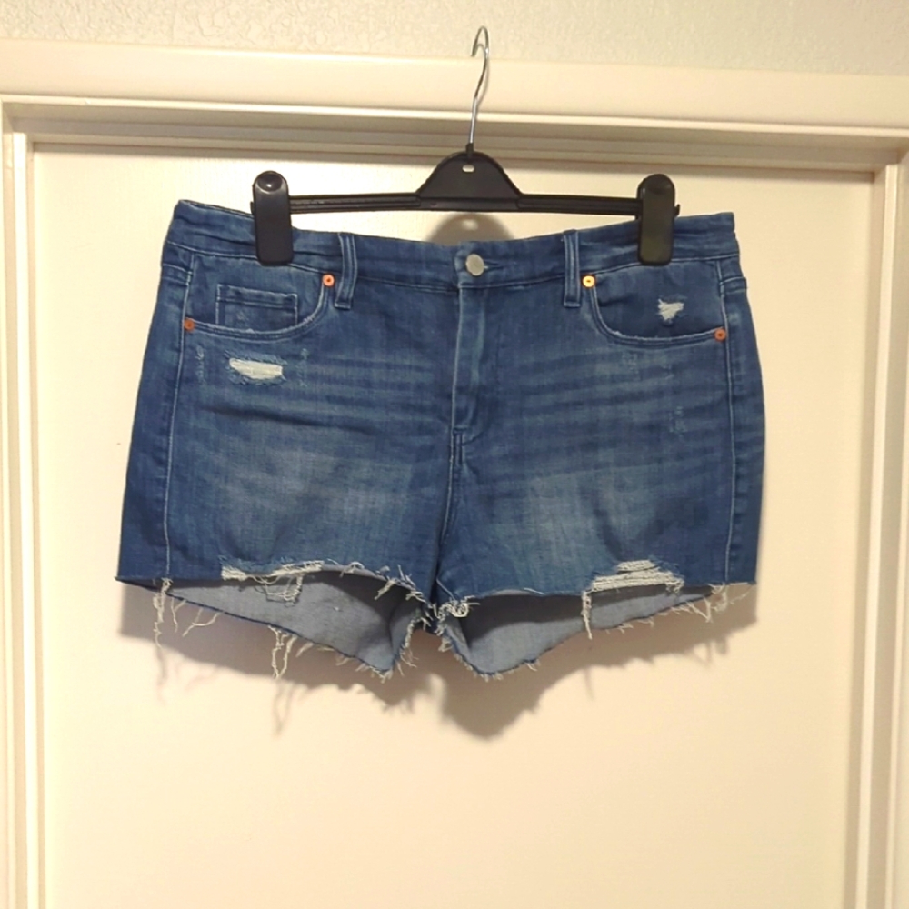BlankNYC Women's Distressed Denim Shorts